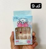 ناخن مصنوعی همراه با چسب دوطرفه