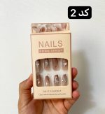 ناخن مصنوعی به همراه چسب دو طرفه