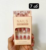 ناخن مصنوعی به همراه چسب دو طرفه