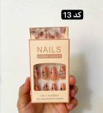 ناخن مصنوعی به همراه چسب دو طرفه