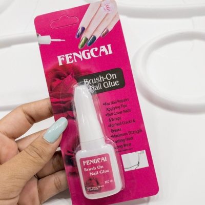 چسب ناخن لاکی