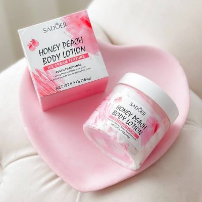 بستنی و لوسیون روشن کننده هلو و عسل بدن سادور